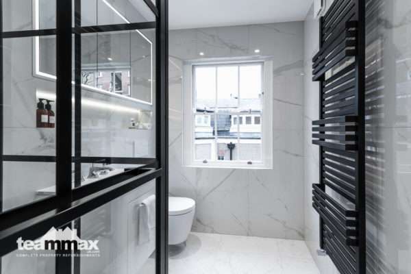 Floor to ceiling tiling