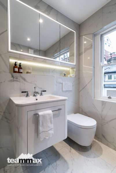 Recessed shelf & wall mounted fittings